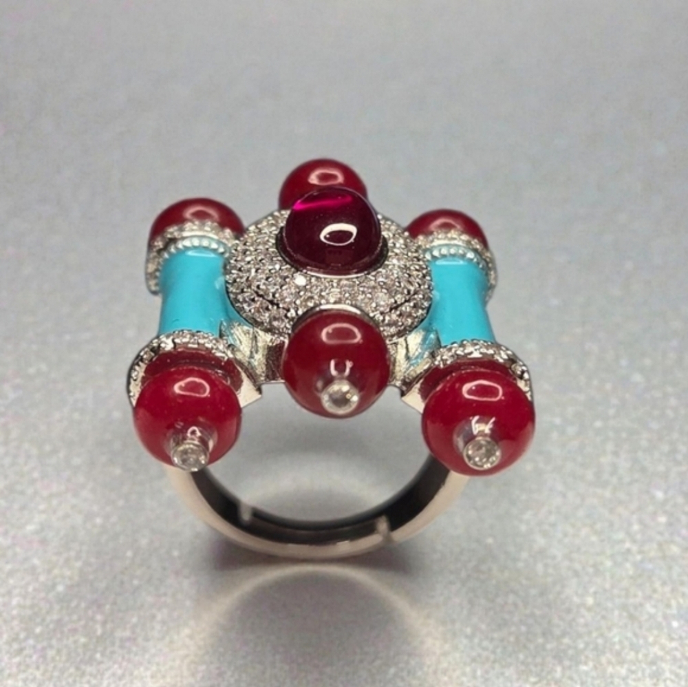 Exquisite High-end Rhodium Plated Turquoise Enamel Ruby Glass Cabochon Ring - Picture 4 of 6
